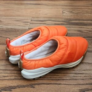 Sorel Slip on shoe/slipper